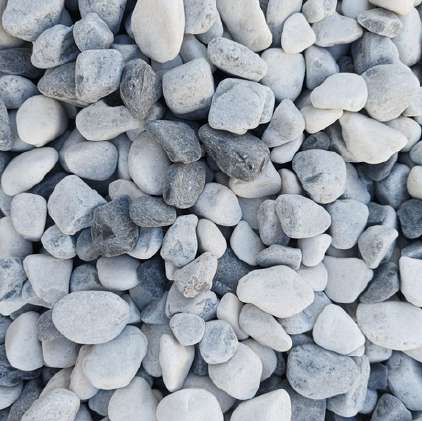 Multicolor rounded pebbles